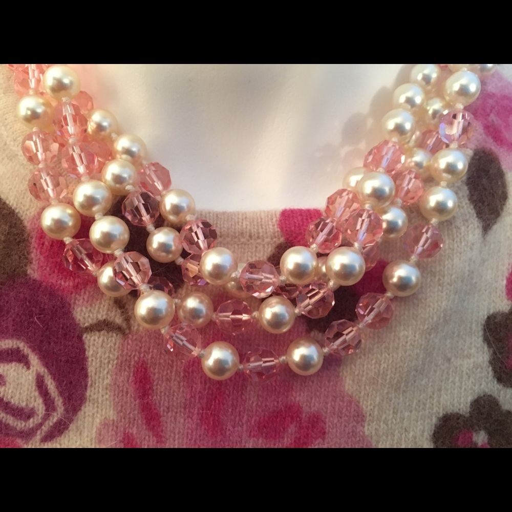 Pink faceted beads and faux pearl necklace